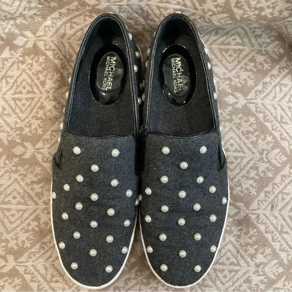 MICHAEL KORS Sz 8.5 Canvass Pearl Studded Rubber Sole Slip On Sneakers Shoes - Picture 3 of 10